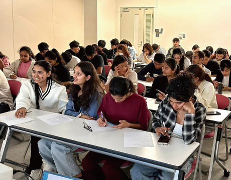 海外日本語学校から始まる人材支援